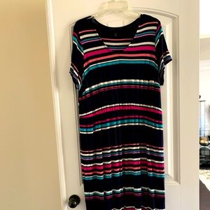 So cute I almost didn’t list it !! 👗